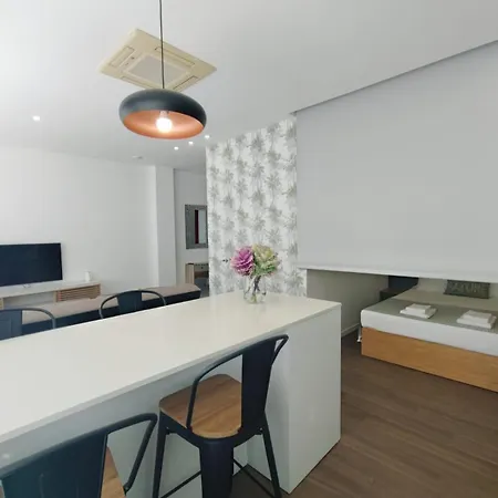 Al.fredos Apartment